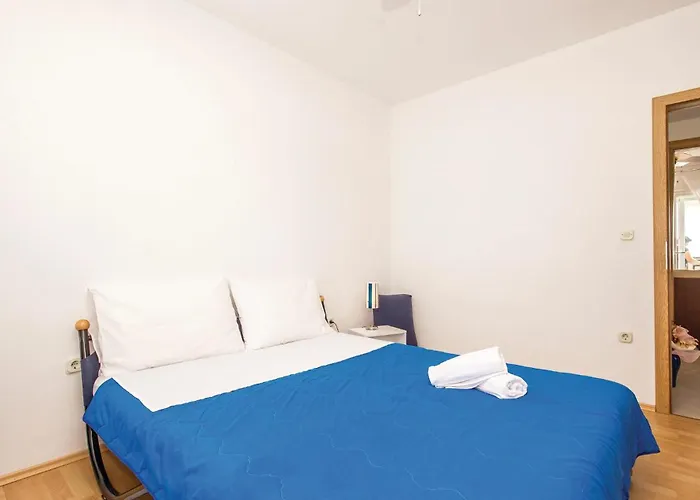 1 Bedroom Amazing In Apartamento