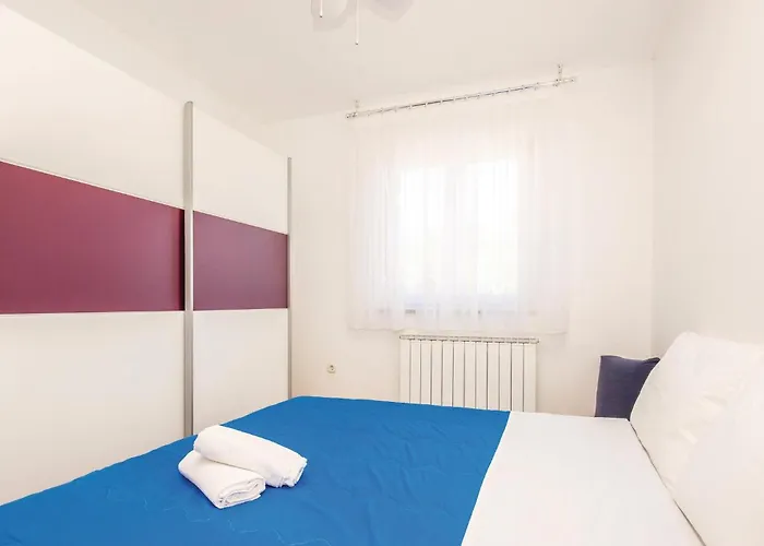 Apartamento 1 Bedroom Amazing In